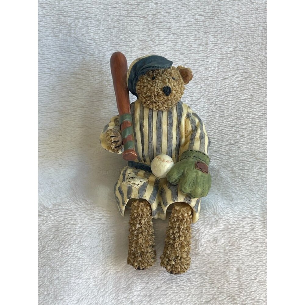 Enesco Powered by Brats and Beer 490 Baseball Bear Figurine Collection‎ No Box
